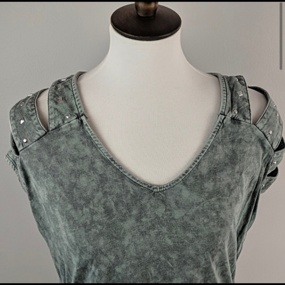 Rock & Republic Green Studded Short Sleeve Top L - Picture 2 of 8